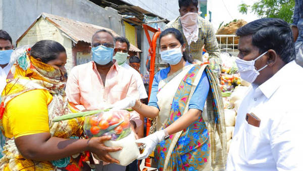 అందంతో పాటు చురుకుదనం ఆమె ఎస్సెట్.. అందుకే రజనీకి ఫాన్స్ ఎక్కువ.. 