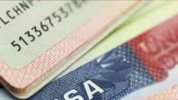 నిలిచిన విమానాలు