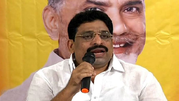 పోలీసులకూ అడ్డంగా..