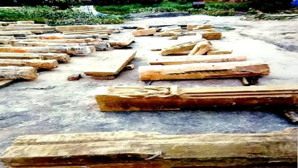 పురాతన రామాలయానికి చెందినవే.. పురాతన రామాలయానికి చెందినవే..