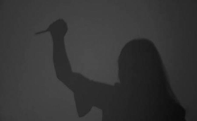 no marriage: girl attack men in andhra pradesh no marriage: girl attack men in andhra pradesh