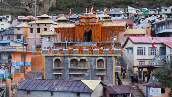Badrinath Temple Open today..!