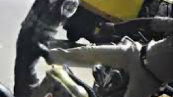 ఇప్పటికీ కాలి నడకనే ఎంతోమంది..