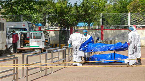 మక్సూద్ జేబులో కండోమ్స్ .. అసలేం జరిగింది ? మక్సూద్ జేబులో కండోమ్స్ .. అసలేం జరిగింది ?