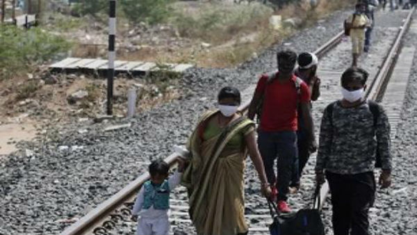 హోటళ్లు, విమానాలు బంద్..