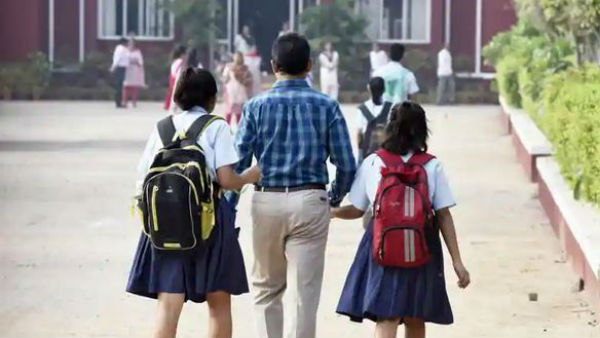 ఆడనివ్వాలా వద్దా? ఆడనివ్వాలా వద్దా?