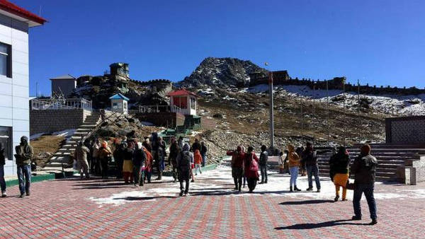 చైనా సరిహద్దుల్లో ఉద్రిక్తతలు...