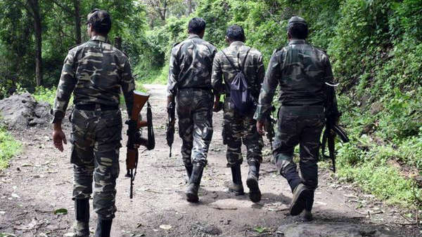 ఎస్ఐ మృతి.. రైఫిల్స్ స్వాధీనం ఎస్ఐ మృతి.. రైఫిల్స్ స్వాధీనం