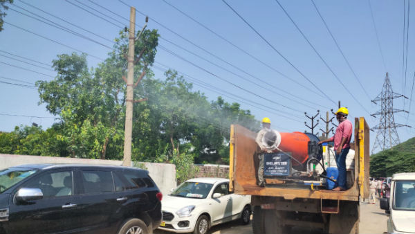 పలు ప్రాంతాల్లో కొనసాగుతున్న శుద్ధి కార్యక్రమాలు.. పలు ప్రాంతాల్లో కొనసాగుతున్న శుద్ధి కార్యక్రమాలు..