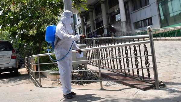 భారీగా కేసులు.. అయినా సడలింపులు..