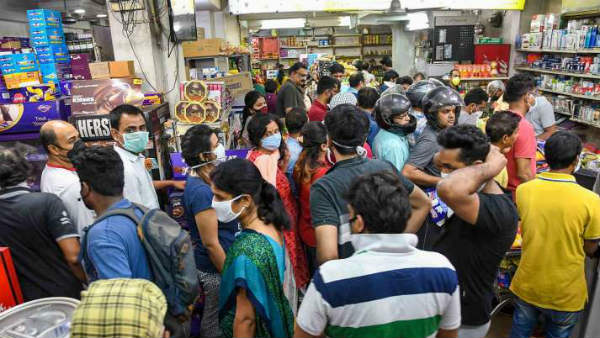 చిరు వ్యాపారాలు, రెస్టారెంట్లు , ఫంక్షన్ హాల్స్ కు అనుమతి . కండీషన్స్ అప్లై 