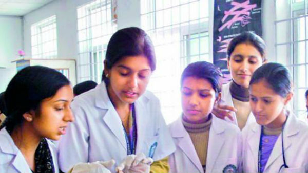 AP govt issues orders in reduction of fees in PG medical courses AP govt issues orders in reduction of fees in PG medical courses