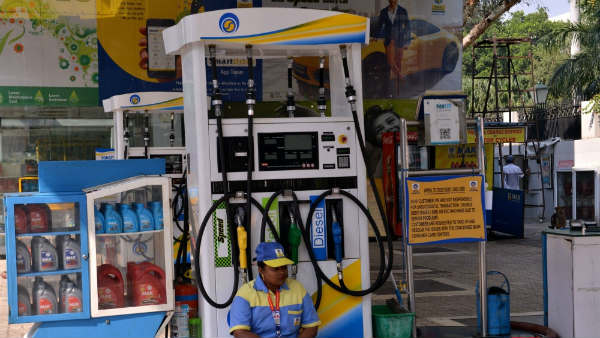 భారీగా తగ్గుతాయని ఆశించినా.. భారీగా తగ్గుతాయని ఆశించినా..