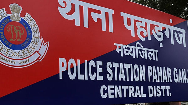 ఇలా దొరికిపోయారు.. ఇలా దొరికిపోయారు..