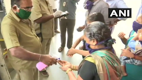  నగదు రహితంగా టికెట్ల జారీ.. నాన్‌స్టాప్ ప్రయాణం..