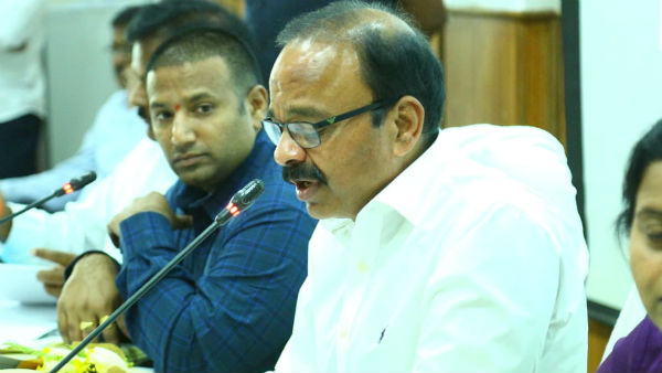 సీఎంగా ఉన్నప్పుడు చెప్పిందేంటి.. ఇప్పుడు చేస్తున్నదేంటి.. సీఎంగా ఉన్నప్పుడు చెప్పిందేంటి.. ఇప్పుడు చేస్తున్నదేంటి..