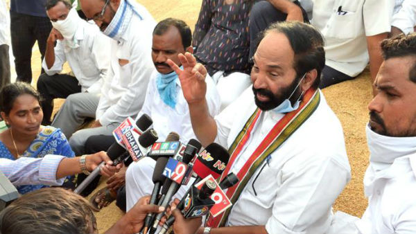 తడిసిన ధాన్యం..