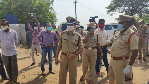 ఒక గోదాం ఆవరణలో బావిలో 9 వలస జీవుల శవాలు..ఆధారాలు సేకరిస్తున్న పోలీసులు ఒక గోదాం ఆవరణలో బావిలో 9 వలస జీవుల శవాలు..ఆధారాలు సేకరిస్తున్న పోలీసులు