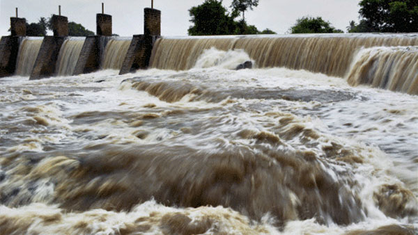 పోతిరెడ్డిపాడు సామర్థ్యం పెంపుపై తెలంగాణ అభ్యంతరం పోతిరెడ్డిపాడు సామర్థ్యం పెంపుపై తెలంగాణ అభ్యంతరం