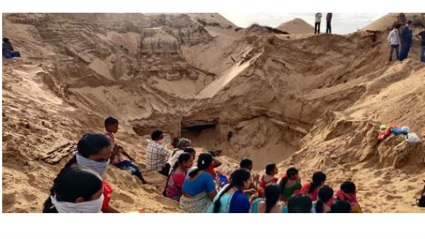 ఇసుక మేటల కింద శివాలయం..