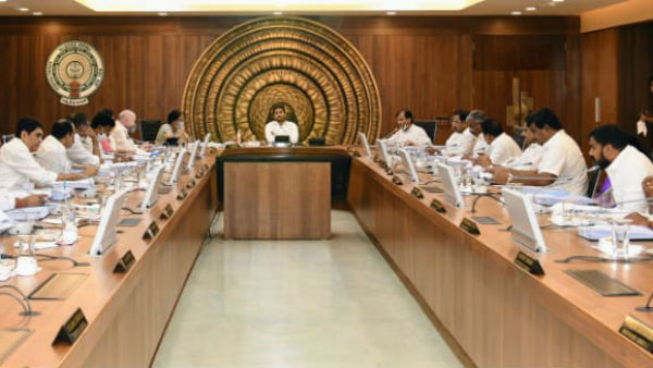 లోకేశ్పై వల.. లోకేశ్పై వల..