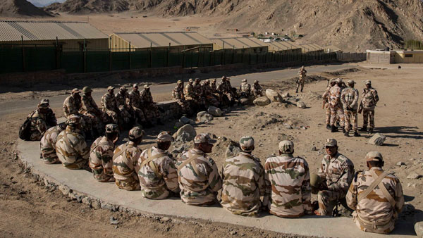 వామపక్షాలపై అందరి దృష్టీ.. వామపక్షాలపై అందరి దృష్టీ..