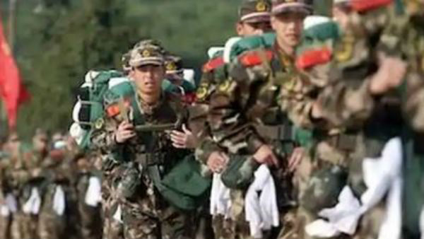 స్కౌట్ బెటాలియన్‌తో