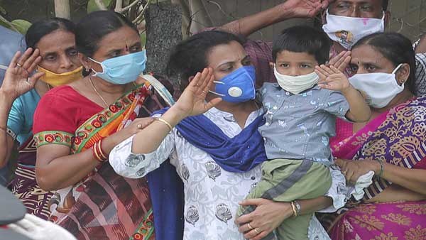 పిల్లలు కోరితే ఆర్మీకి పంపుతా..