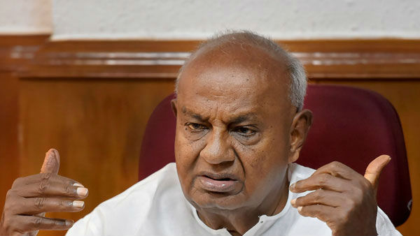 దేవేగౌడ ఫ్యామిలీ అంటే ఏమనుకున్నావ్ ?
