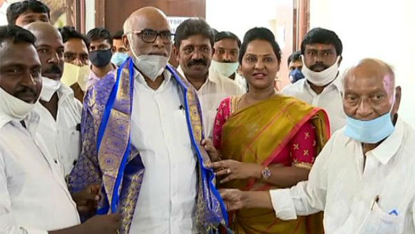 మండలి రాజకీయాల్లో మరో ట్విస్ట్...