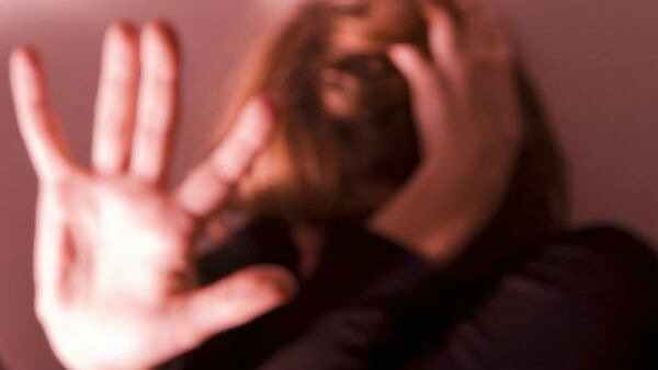 ఏసీ బస్సులో 25 ఏళ్ల మహిళ