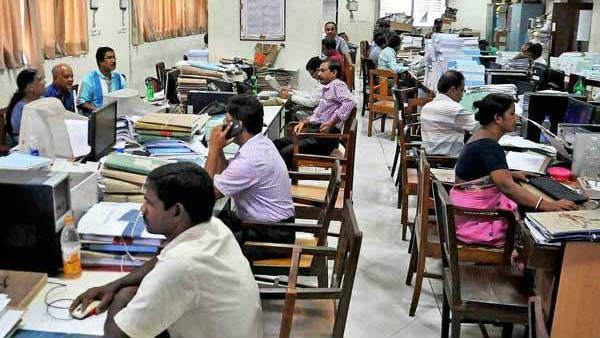  కోర్టులో పెన్షనర్ల కేసు వాదన నేపధ్యంలోనే నిర్ణయం 