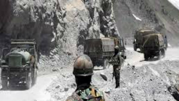 దేశ క్షేమం దృష్ట్యా తొందరపాటు వద్దనే ఆలోచనలో మోడీ .. ప్రతిపక్షాల విమర్శలు