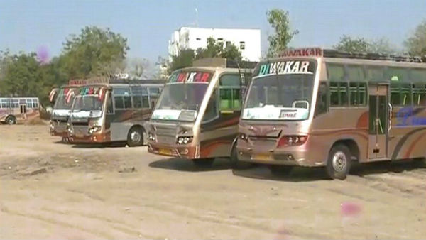 బస్సులుగా లారీలు