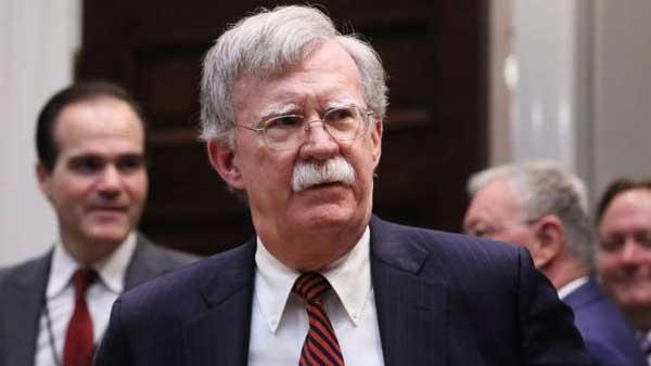 ట్రంప్ అధ్యక్ష పదవికి అనర్హుడు