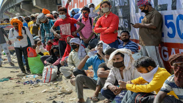 ఒక్కొక్కరికి రెండు ప్యాకేట్లు..