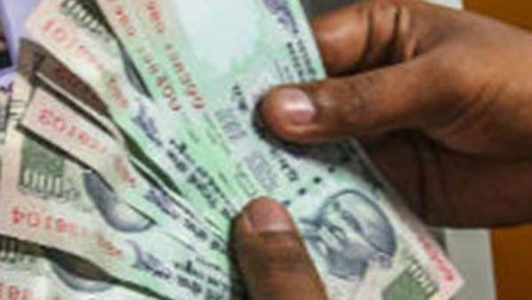 పచ్చటి కాపురంలో కామాంధుడు ఎంట్రీ