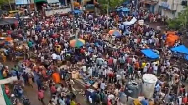 ముందస్తు చర్యలు తీసుకోని జీహెచ్ఎంసీ..