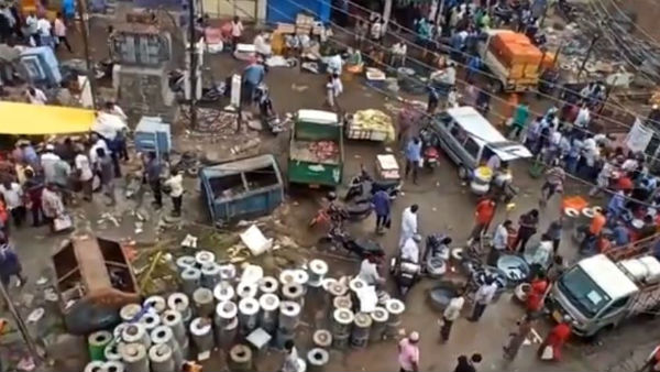  కనీస జాగ్రత్తలు తీసుకోకుండా.. 