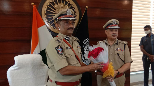  విజయవాడ సీపీ హోదా తగ్గింది...