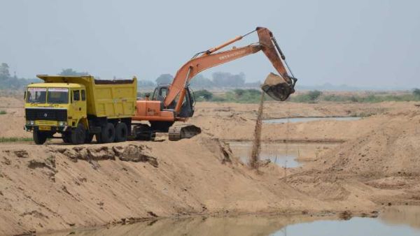 కీలక అధికారాల అప్పగింత.. అక్రమ ఇసుక తవ్వకాలు కూడా..