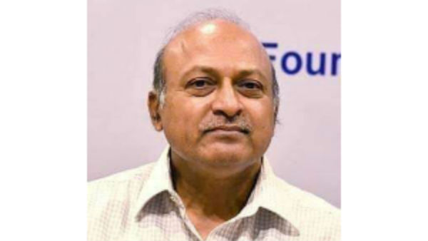 అజయ్ కల్లాం, పీవీ రమేష్ లకు కోతలు...