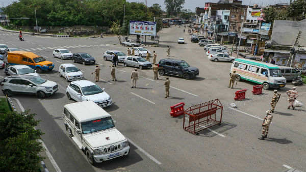 త్రీ ఇన్ వన్ ఫ్లైఓవర్ అని వదిలేశారు