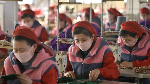 కరోనా లక్షణాలతో కొరియన్..