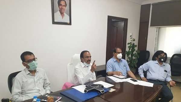 covid-19: power cuts Gandhi Hospital: minister etela says no community transmission covid-19: power cuts Gandhi Hospital: minister etela says no community transmission