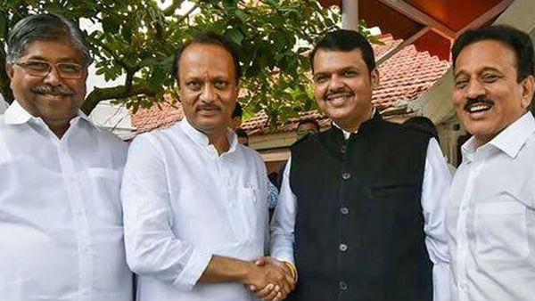  వారి ప్రమేయం లేకుండా ప్రమాణస్వీకారం సాధ్యమేనా..?