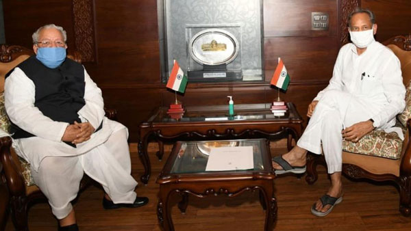 గవర్నర్‌తో గెహ్లాట్ భేటీ..