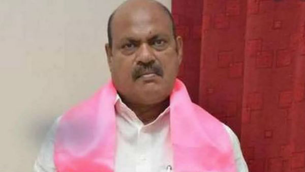 ఆందోళనకరంగా పెరుగుతున్న కరోనా .. టెన్షన్ లో అధికార పార్టీ నేతల పరిస్థితి ఆందోళనకరంగా పెరుగుతున్న కరోనా .. టెన్షన్ లో అధికార పార్టీ నేతల పరిస్థితి