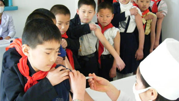 హెడ్‌లైన్స్‌లో మన రాయబారి..