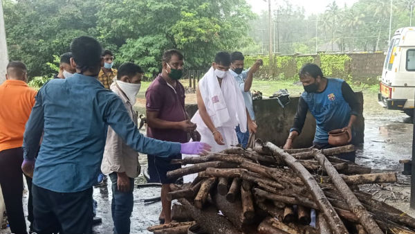 పగవాళ్లకు కూడా ఈ కఫ్టాలు వద్దు స్వామి పగవాళ్లకు కూడా ఈ కఫ్టాలు వద్దు స్వామి
